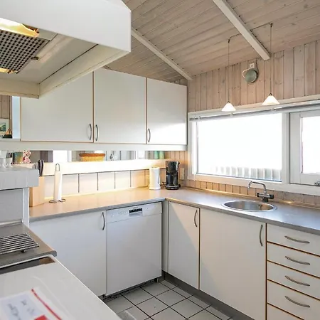 Сasa de vacaciones Cozy In Hjrring With House Sea View Lønstrup